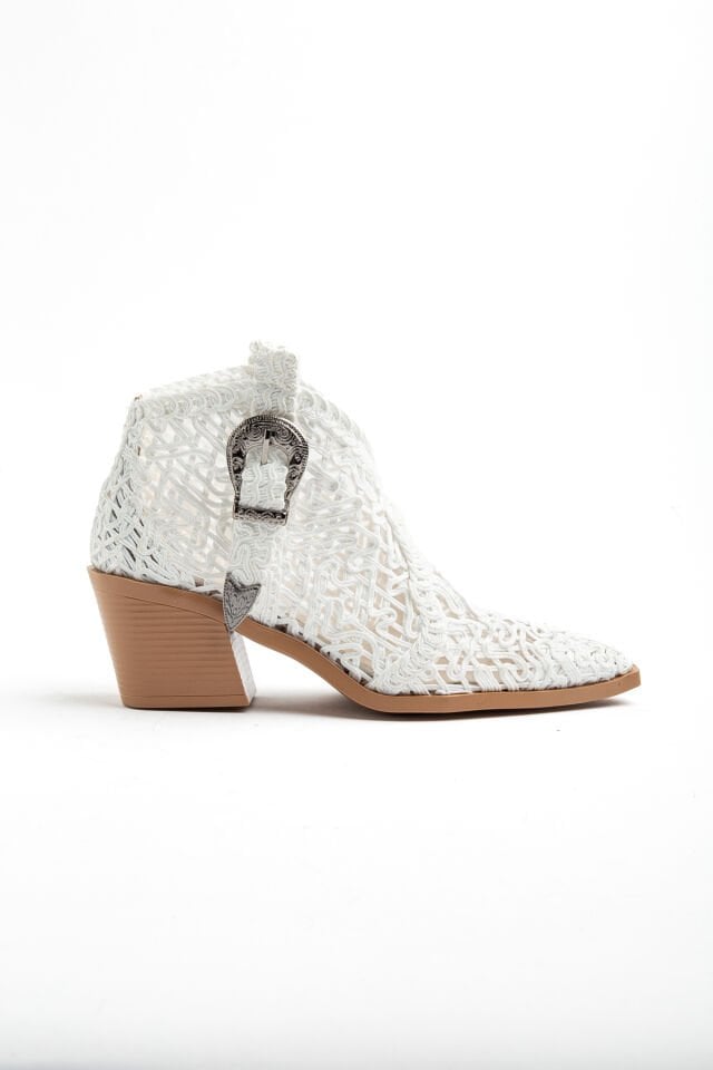 Beyaz Örgü Western Kısa Tokalı Kovboy Bot 5470